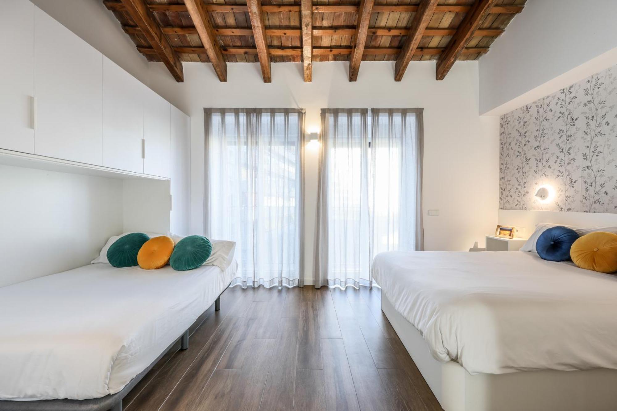 Amazinn Places Evi Apartments فالنسيا المظهر الخارجي الصورة